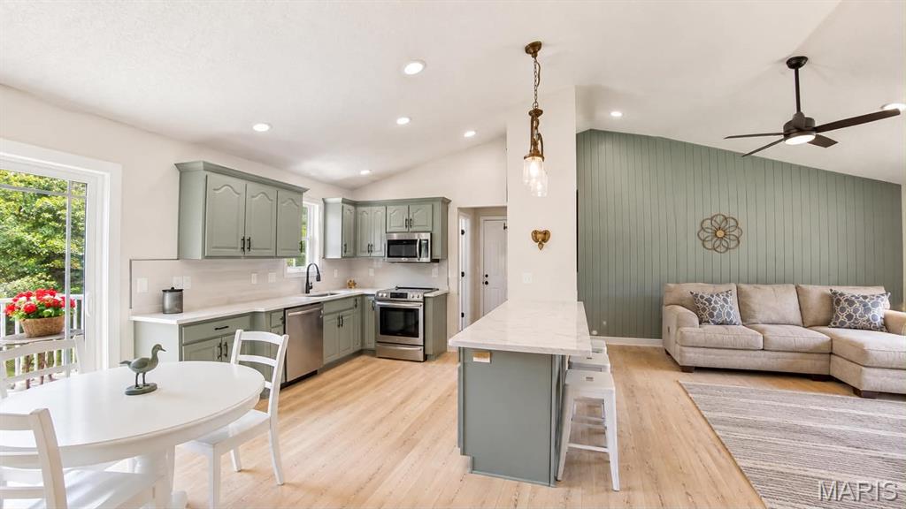 17080 Lensman Road St. Robert, MO 65584 - Photo 10 of 34 Gallery Image 10