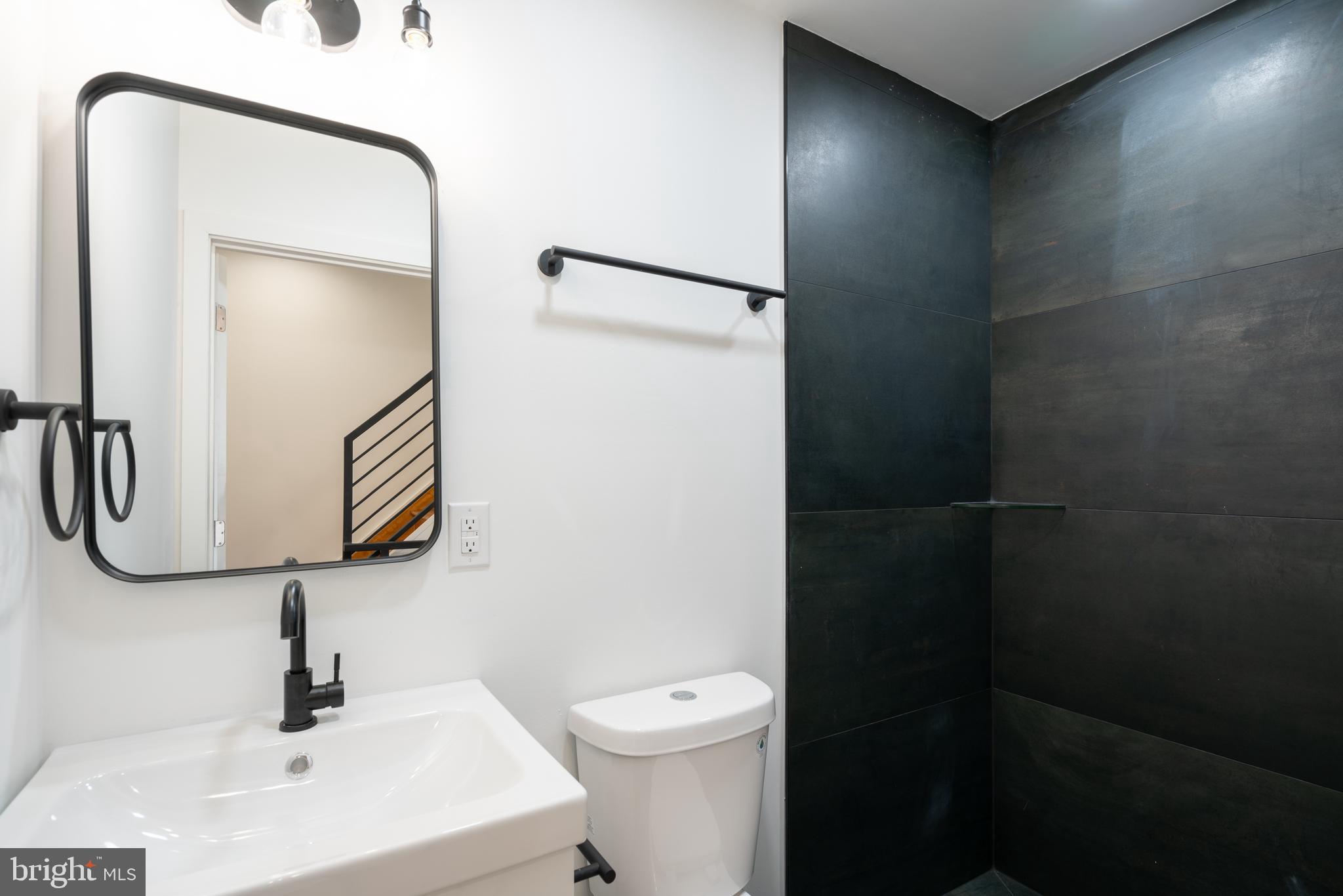 2344 North Mutter Philadelphia, PA 19133 - Photo 26 of 36