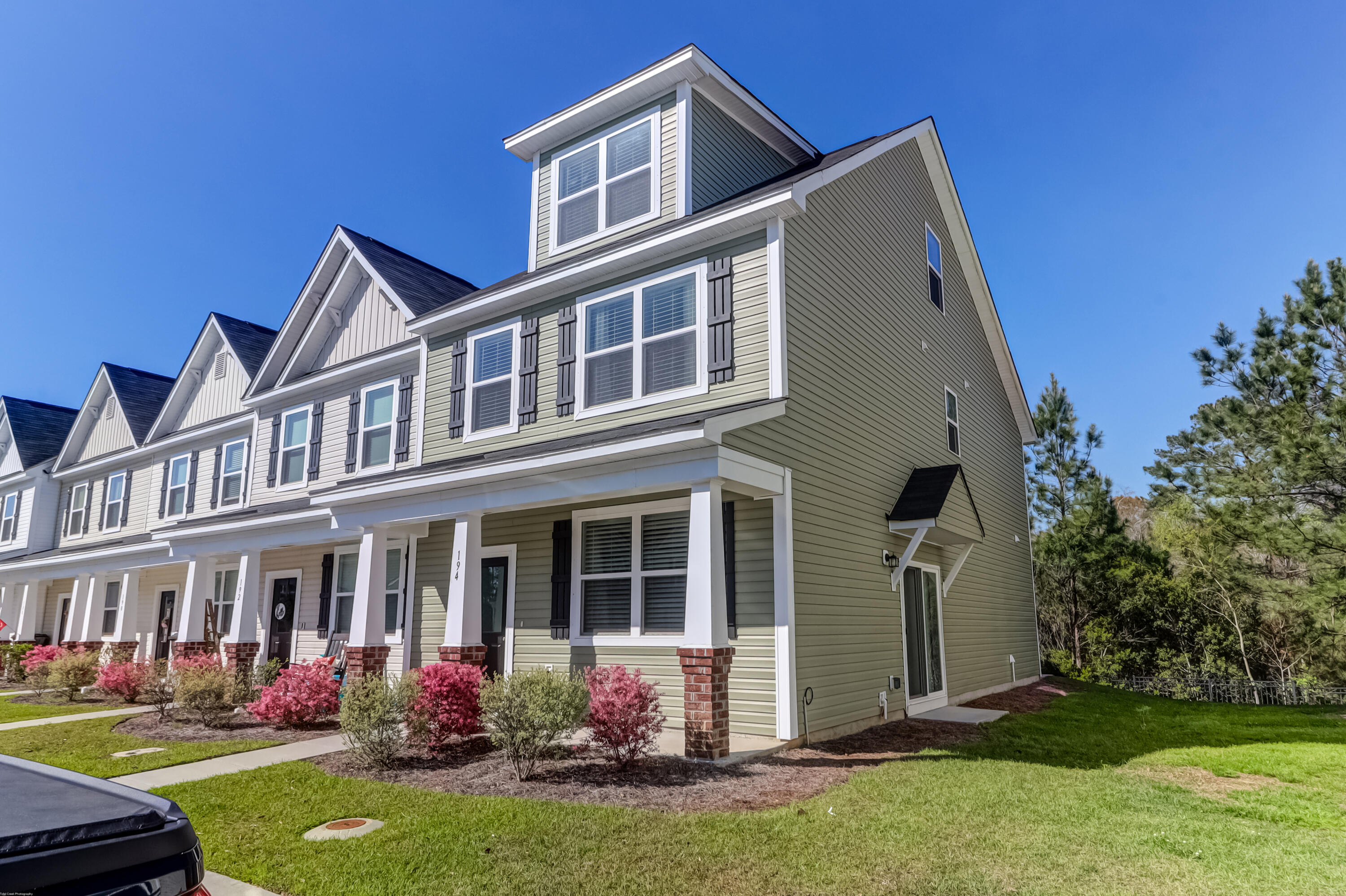 194 Woodward Road Goose Creek, SC 29445 - Photo 2 of 30 194 Woodward -Tidalcreekphoto- (32)