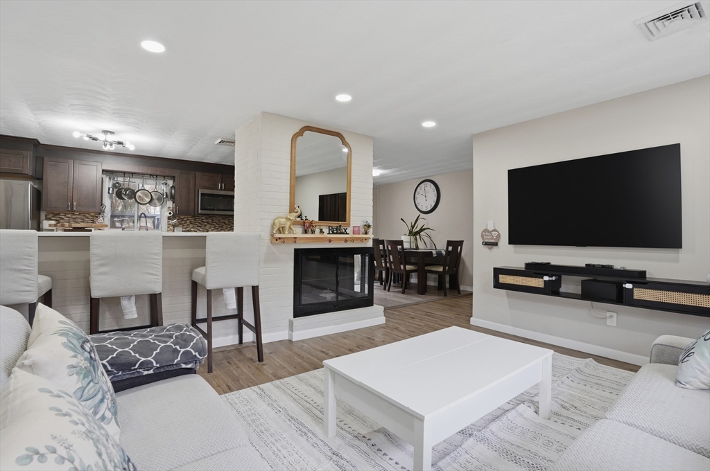 7 Edith Road Framingham, MA 01701 - Photo 6 of 42