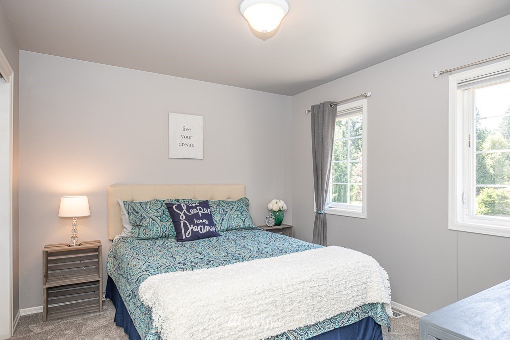 22227 53rd Avenue Southeast Bothell, WA 98021 - Photo 13 of 25