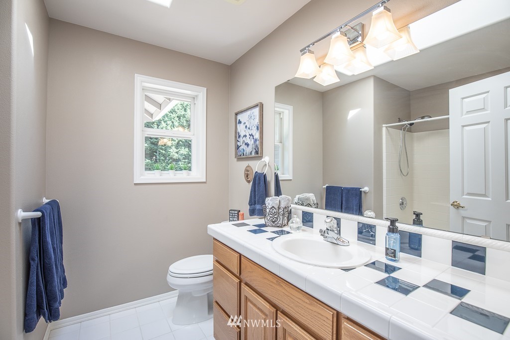 22227 53rd Avenue Southeast Bothell, WA 98021 - Photo 16 of 25