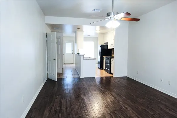 $3,499,000 | 722 Sharp Street, Franklin, TX 77856