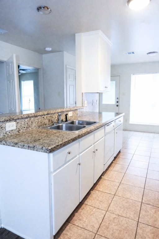 722 Sharp Street Franklin, TX 77856 - Photo 7 of 12 Kitchen