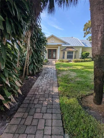 $4,975 | 8052 Oak Park, Orlando, FL 32819