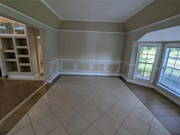 $4,975 | 8052 Oak Park, Orlando, FL 32819