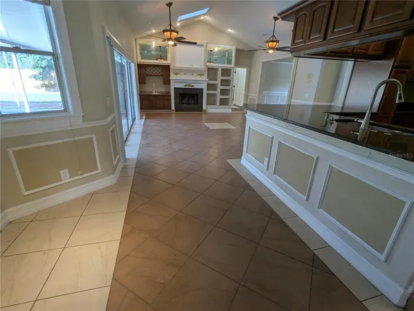 $4,975 | 8052 Oak Park, Orlando, FL 32819