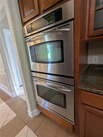 $4,975 | 8052 Oak Park, Orlando, FL 32819