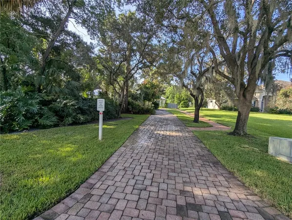 $4,975 | 8052 Oak Park, Orlando, FL 32819