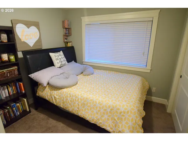 $449,900 | 2335 Maplewood Drive South, Salem, OR 97302