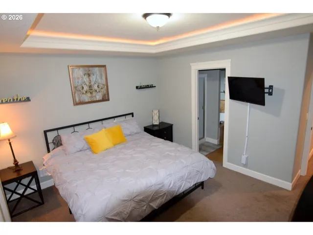 $449,900 | 2335 Maplewood Drive South, Salem, OR 97302