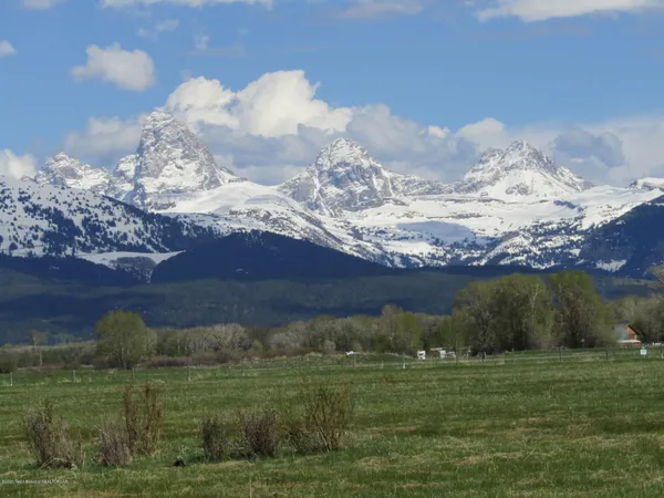 $1,275,000 | 33 West Highway 33, Tetonia, ID 83452