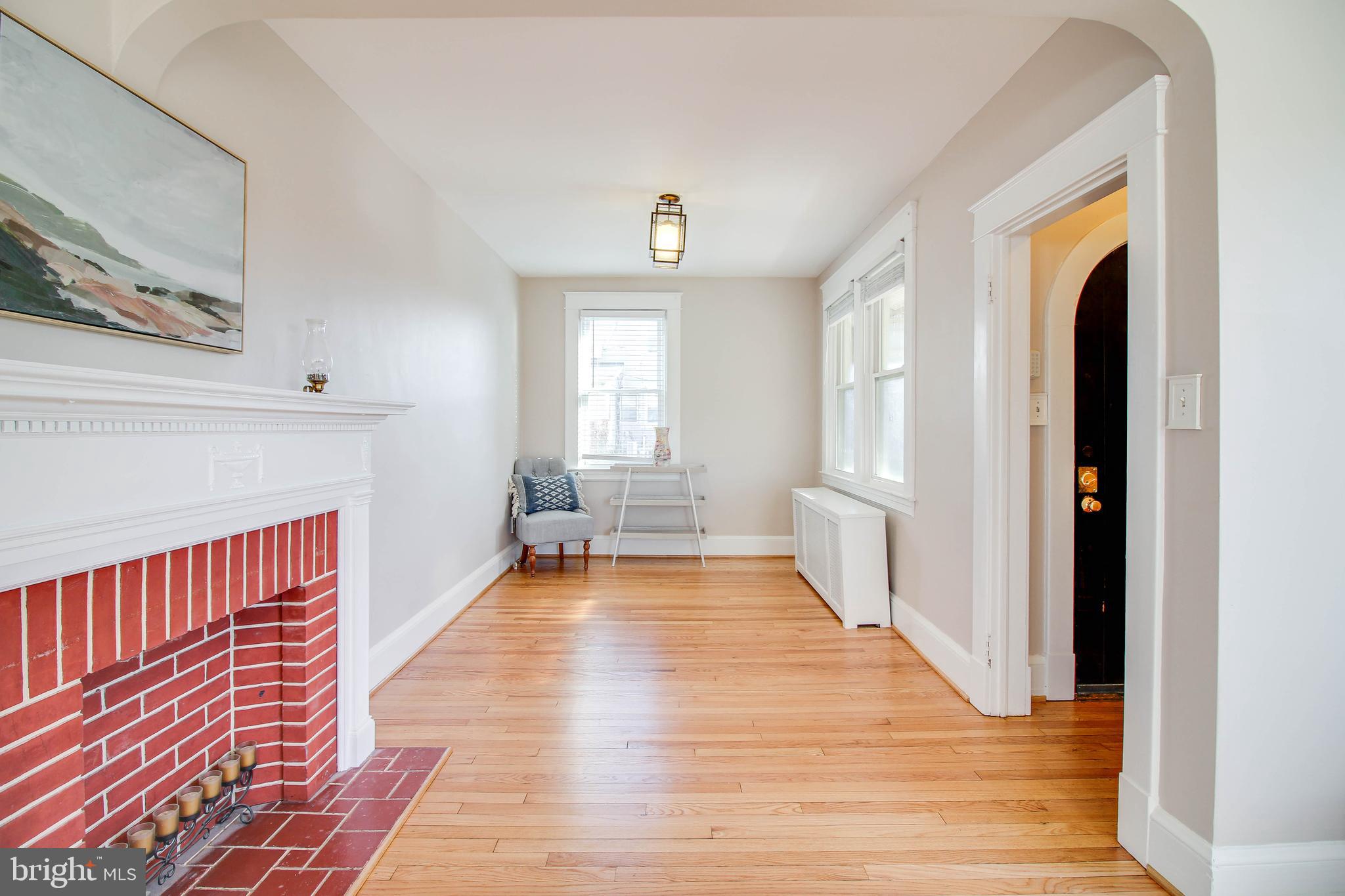 5112 Shelbourne Road Halethorpe, MD 21227 - Photo 6 of 50 extra sitting area