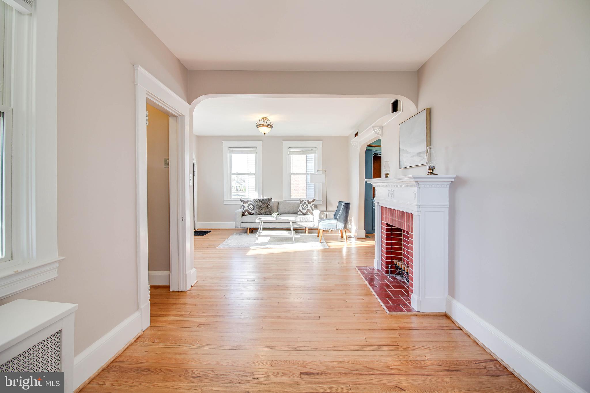 5112 Shelbourne Road Halethorpe, MD 21227 - Photo 7 of 50