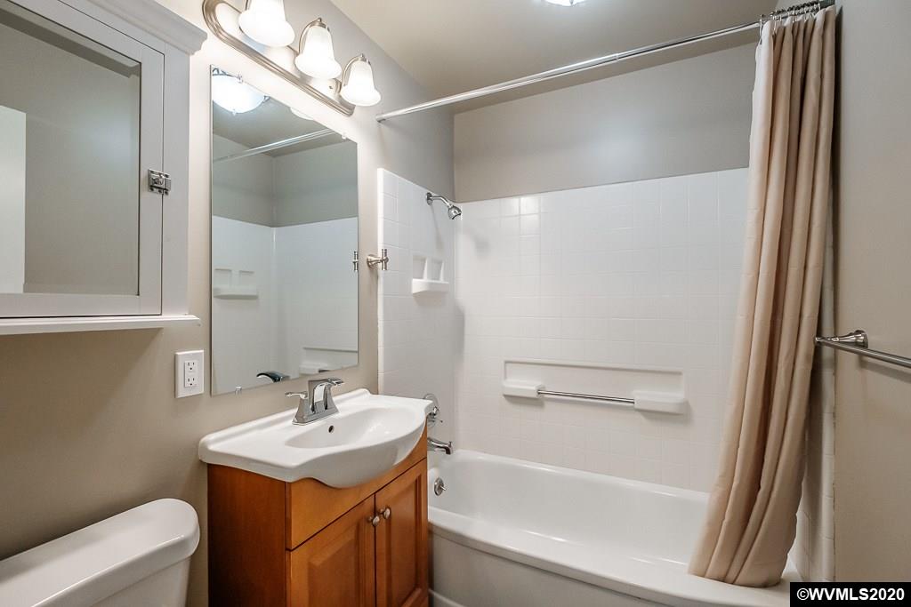 88 Walker Road Lebanon, OR 97355 - Photo 15 of 29 Gallery Image 15