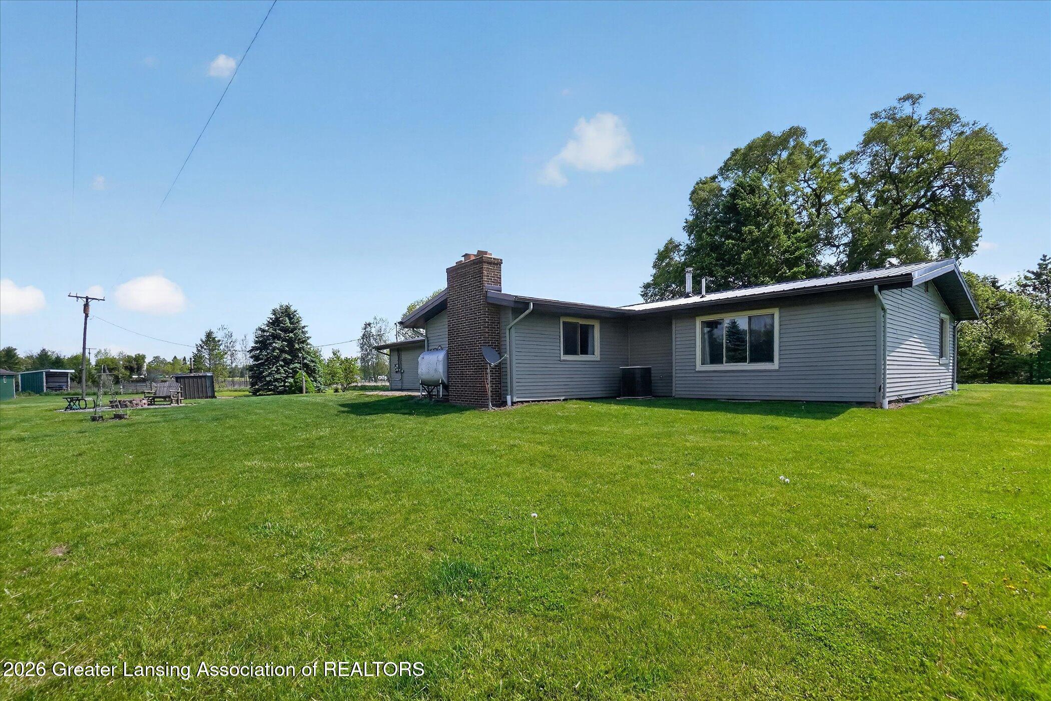 6275 South Morrice Road Perry, MI 48872 - Photo 56 of 60 56-6275-Morrice-Rd-Windowstill