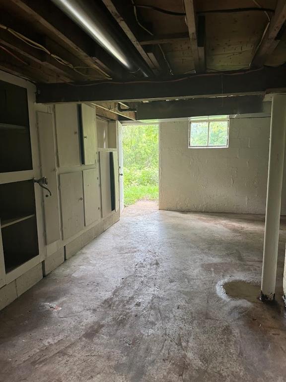 2011 North Hines Road Independence, MO 64058 - Photo 22 of 26