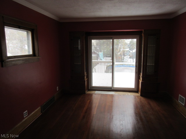 4379 Fulton Road Cleveland, OH 44144 - Photo 17 of 20 Gallery Image 17