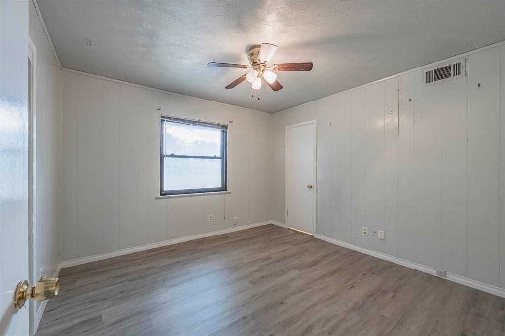 310 South Grove Road Richardson, TX 75081 - Photo 17 of 33