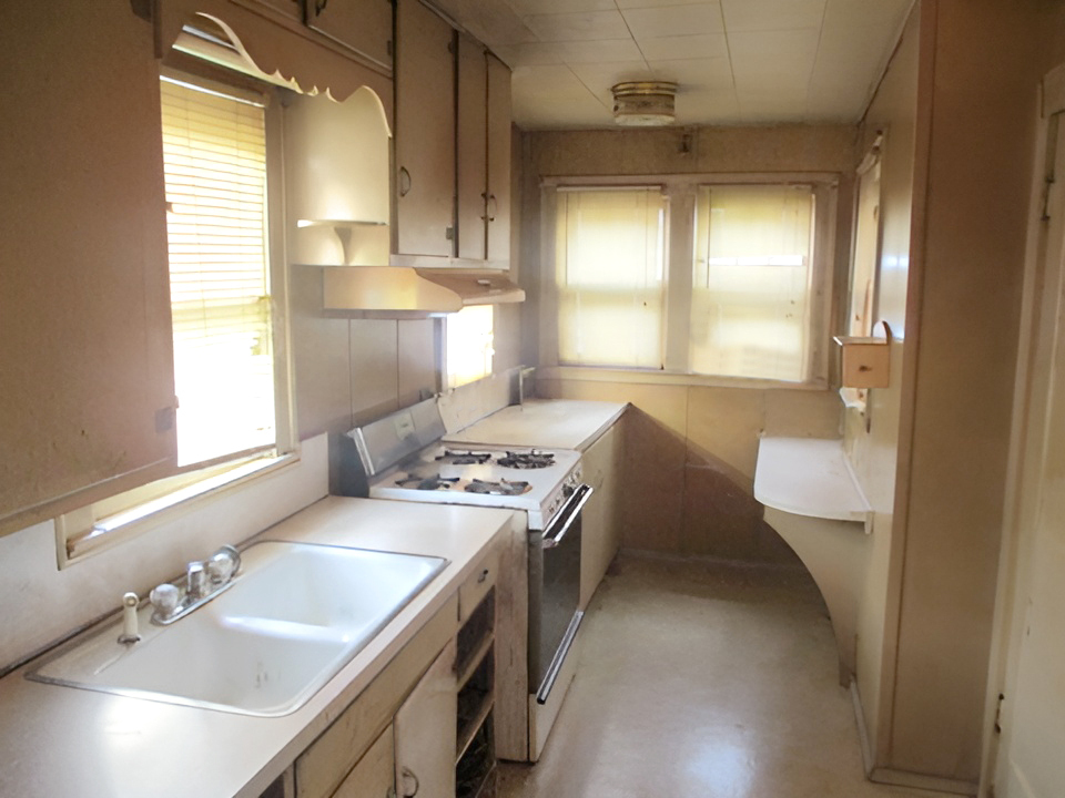 3439 Main Street Anderson, IN 46013 - Photo 4 of 22 Gallery Image 4