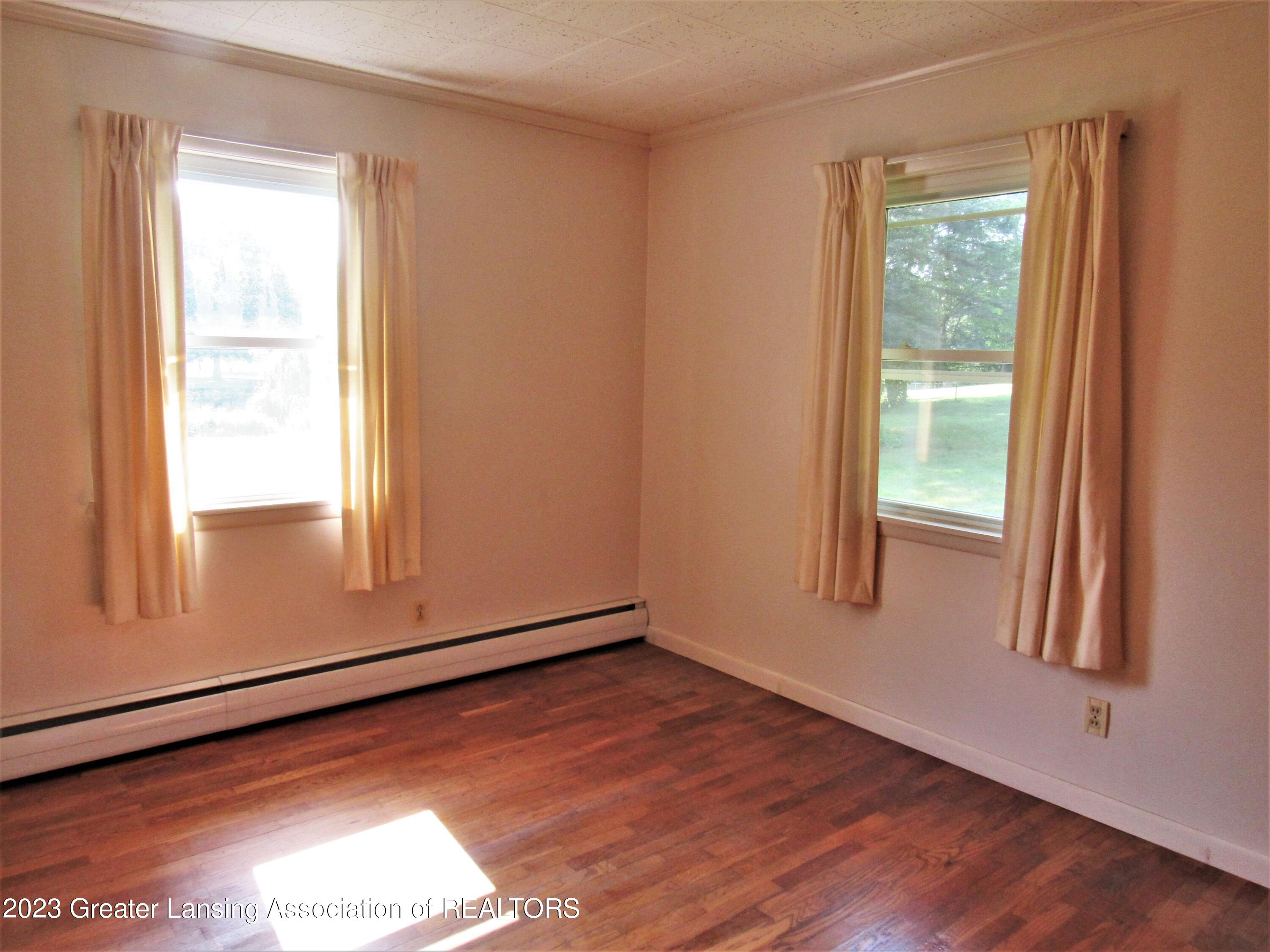 6398 Valley Trail Dimondale, MI 48821 - Photo 13 of 38 Primary Bedroom