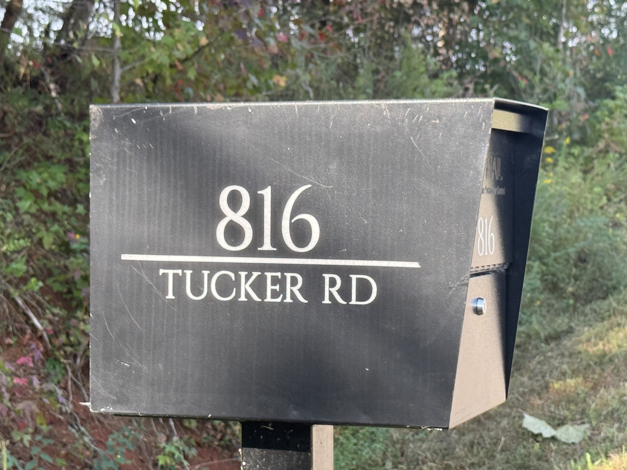 816 Tucker Road Dickson, TN 37055 - Photo 3 of 56 Gallery Image 3