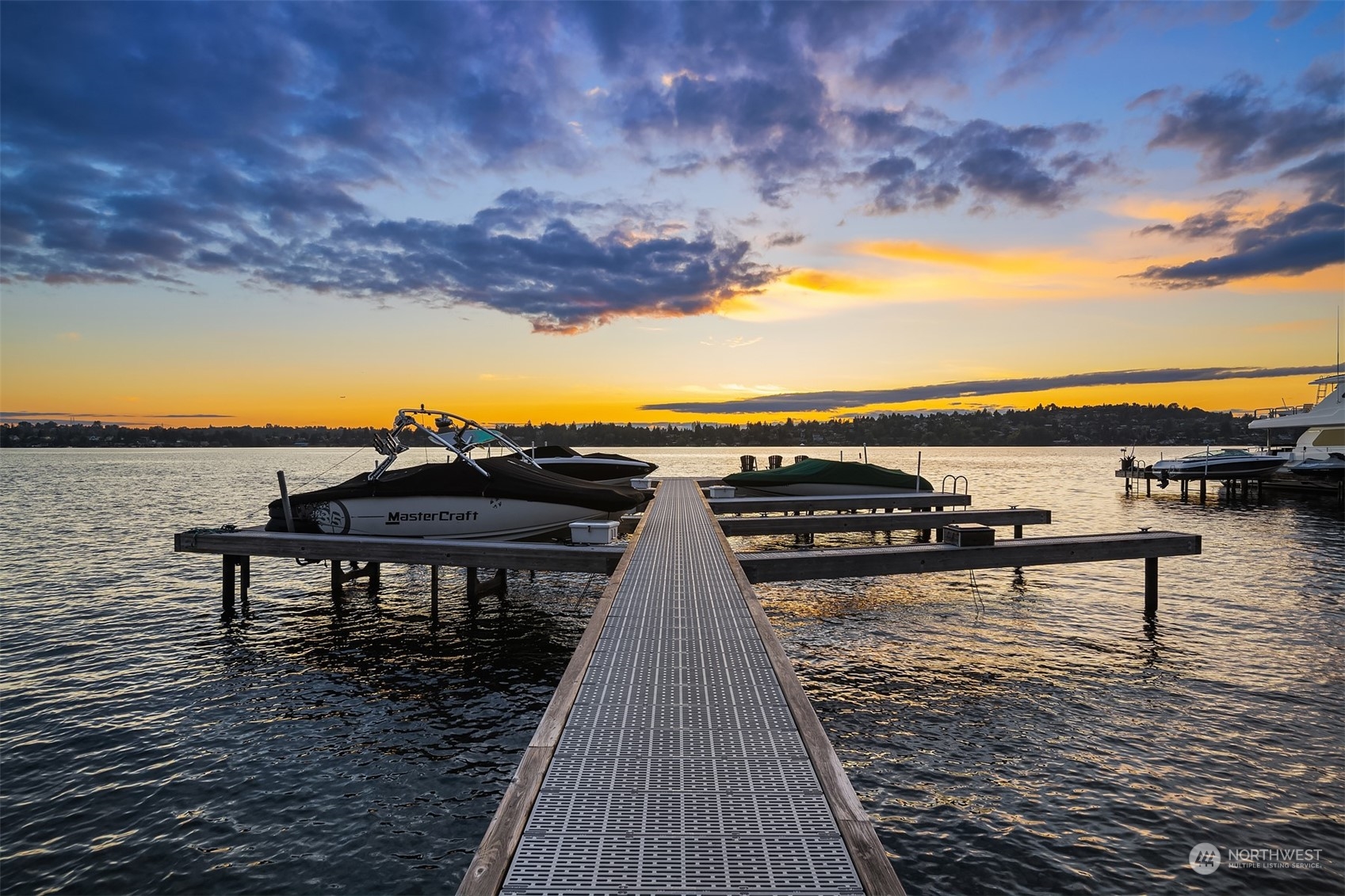 7230 West Ridge Road Mercer Island, WA 98040 - Photo 3 of 40 Gallery Image 3