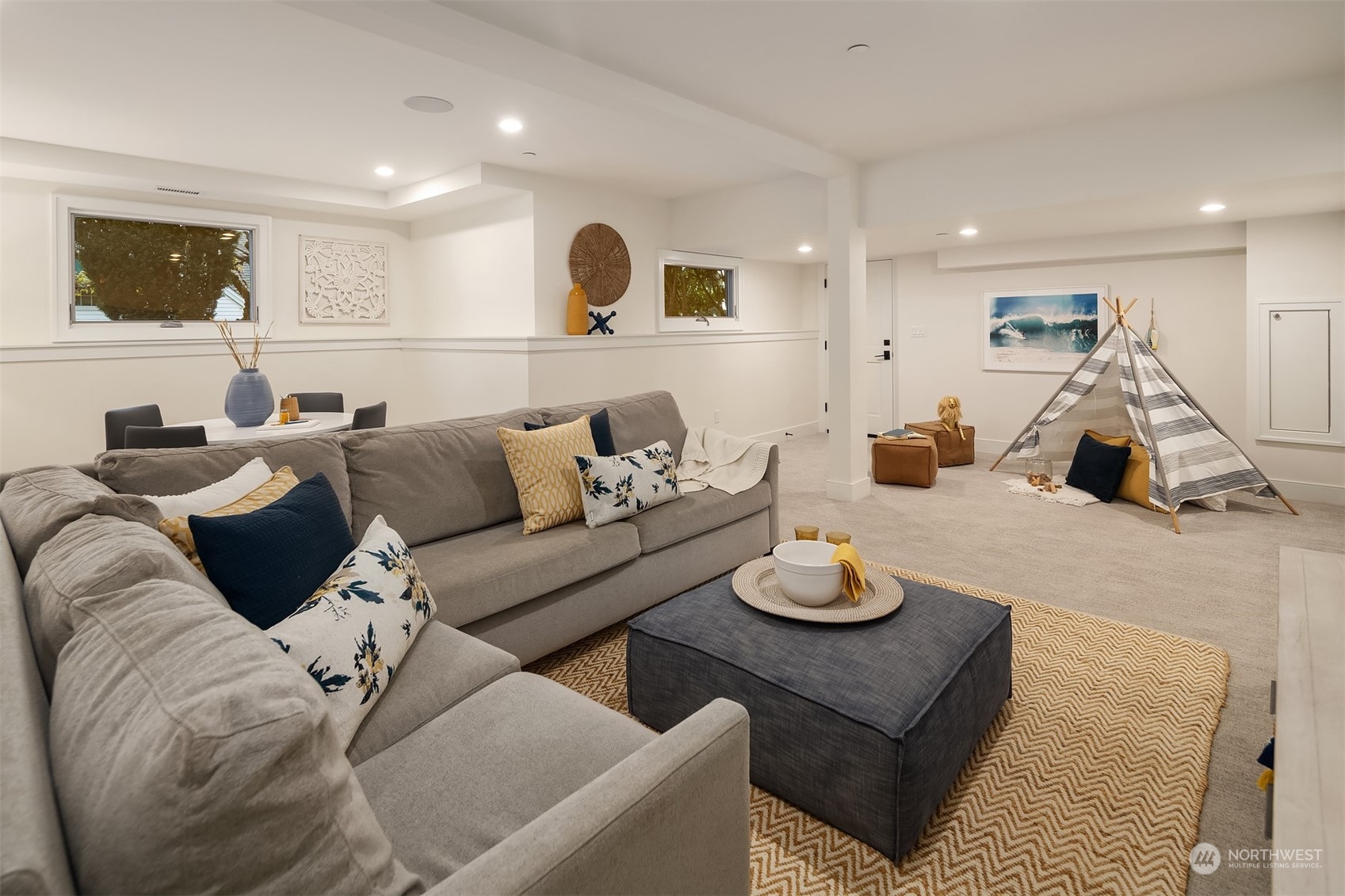7230 West Ridge Road Mercer Island, WA 98040 - Photo 34 of 40 Gallery Image 34