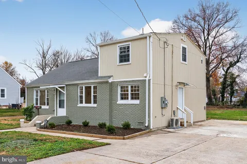 $599,900 | 3421 Memorial Street, Alexandria, VA 22306