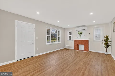 $599,900 | 3421 Memorial Street, Alexandria, VA 22306