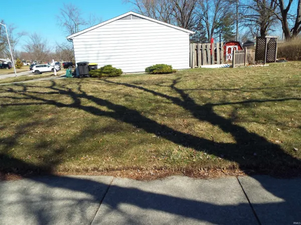 $179,999 | 7629 Kingsway Drive, Fort Wayne, IN 46819