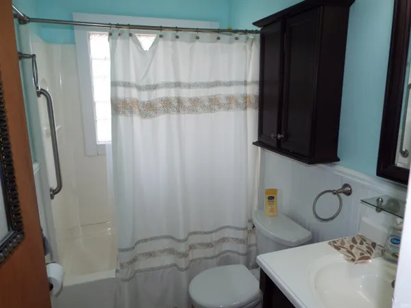 $179,999 | 7629 Kingsway Drive, Fort Wayne, IN 46819