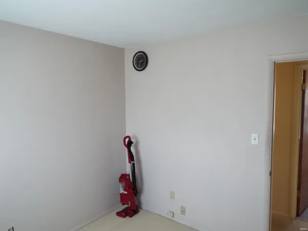 $179,999 | 7629 Kingsway Drive, Fort Wayne, IN 46819