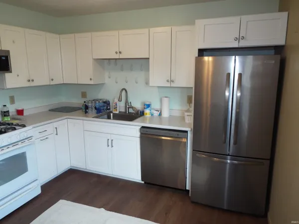 $179,999 | 7629 Kingsway Drive, Fort Wayne, IN 46819