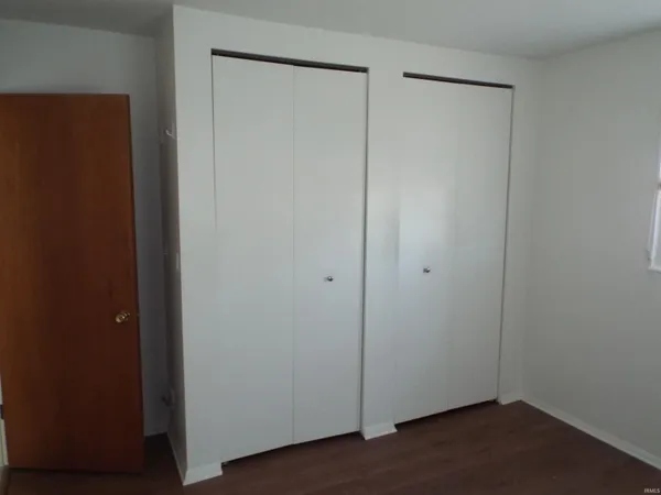 $179,999 | 7629 Kingsway Drive, Fort Wayne, IN 46819