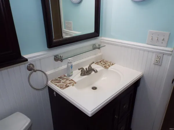 $179,999 | 7629 Kingsway Drive, Fort Wayne, IN 46819