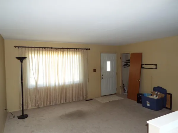 $179,999 | 7629 Kingsway Drive, Fort Wayne, IN 46819