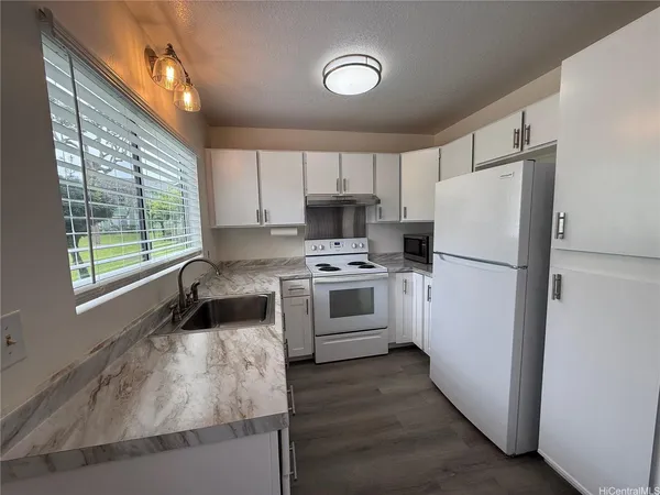 $2,700 | 94-757 Meheula Parkway, Unit 14A, Mililani, HI 96789