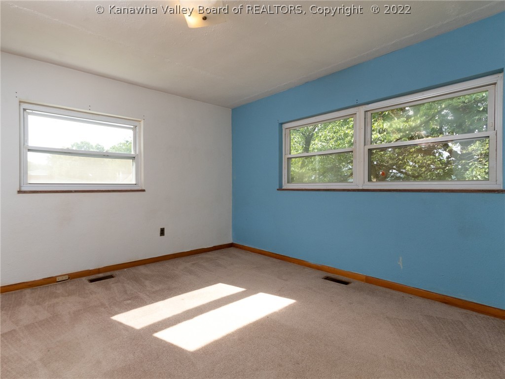 902 Jackson Road St. Albans, WV 25177 - Photo 16 of 32 Gallery Image 16