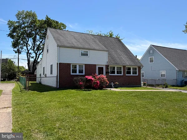 $330,000 | 2608 Wood Road, Secane, PA 19018