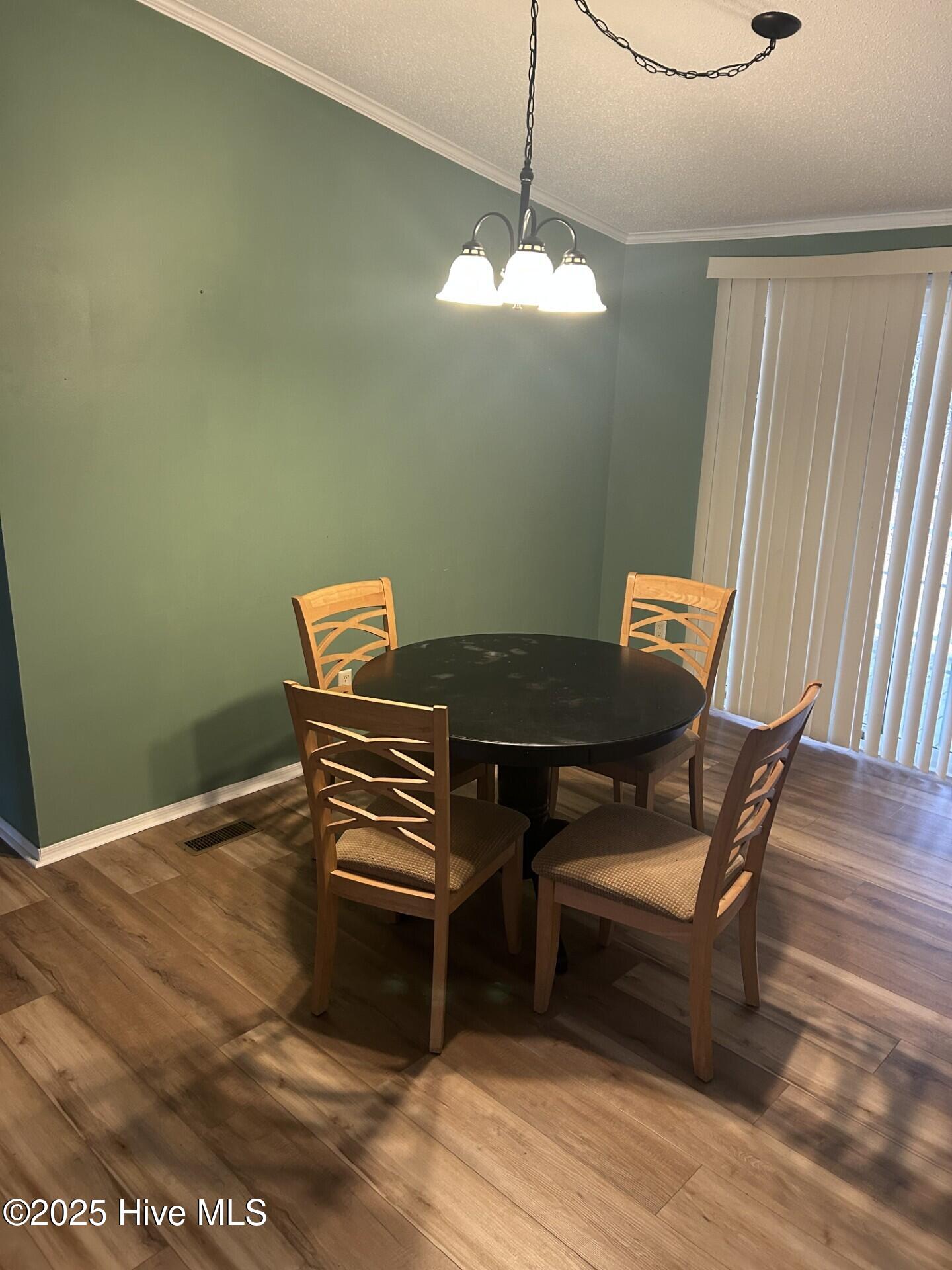 894 Pond Road Rocky Point, NC 28457 - Photo 7 of 19 Dining