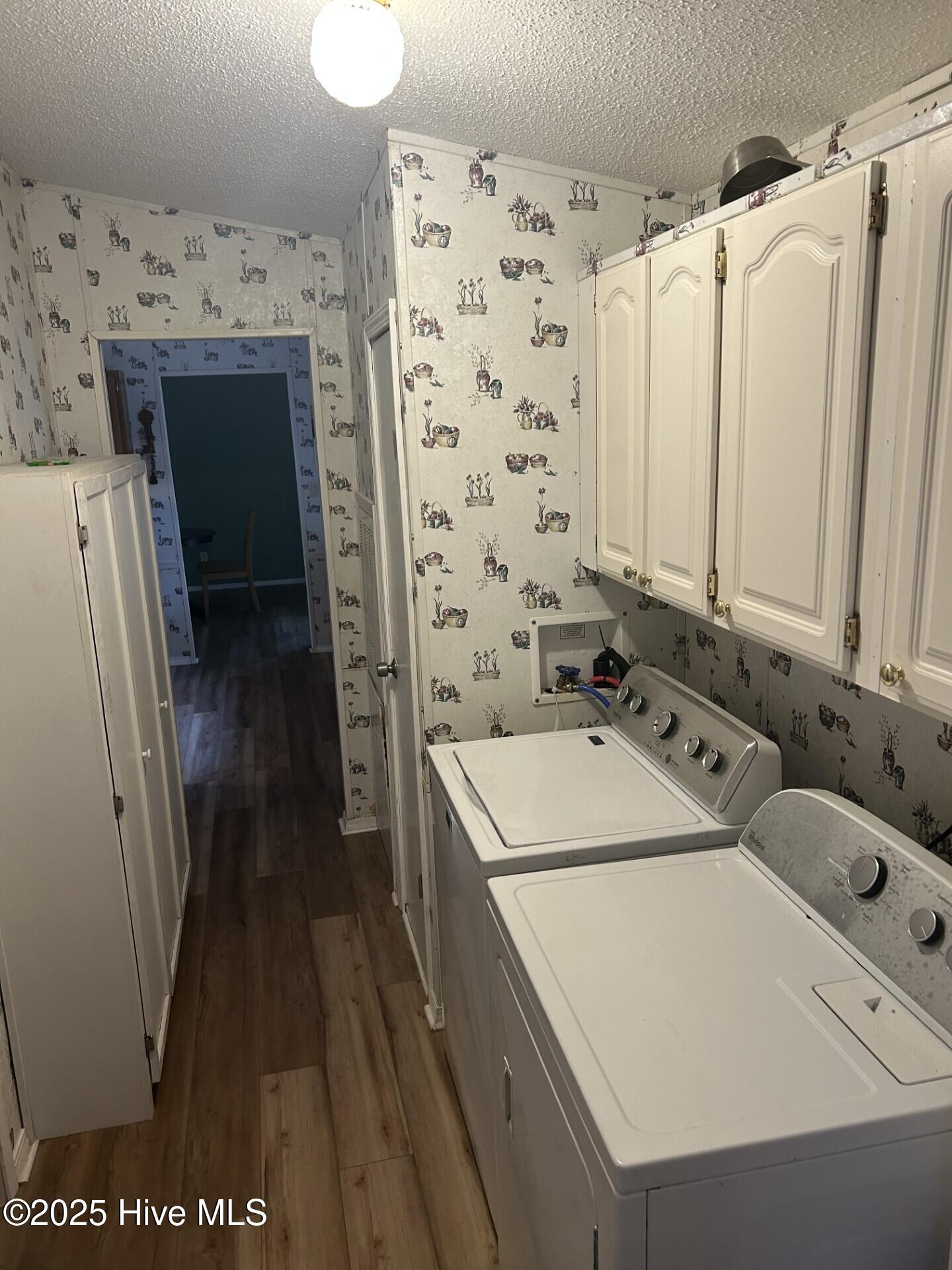 894 Pond Road Rocky Point, NC 28457 - Photo 10 of 19 Laundry Room