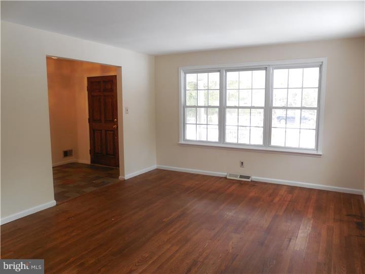 79 Christopher Mill Road Medford, NJ 08055 - Photo 3 of 24 Gallery Image 3