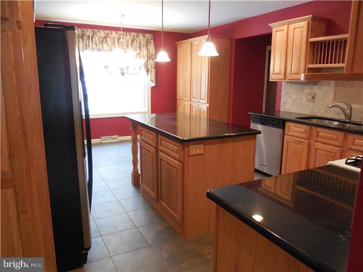 79 Christopher Mill Road Medford, NJ 08055 - Photo 6 of 24 Gallery Image 6