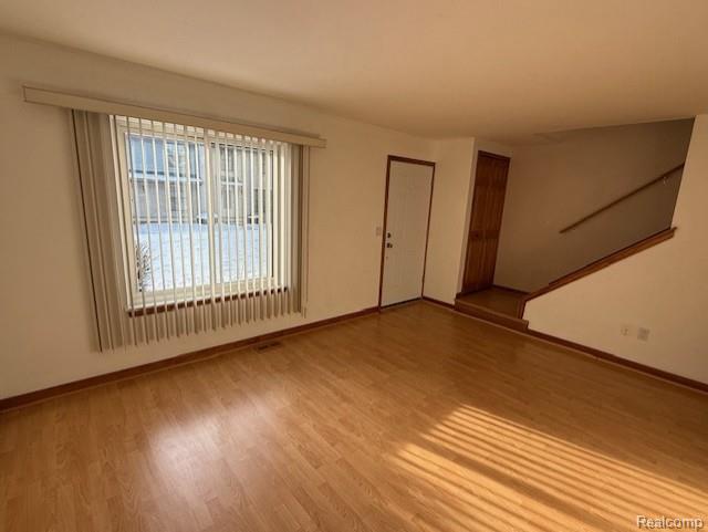 48530 Sugarbush Road, Unit 45 New Baltimore, MI 48047 - Photo 3 of 20