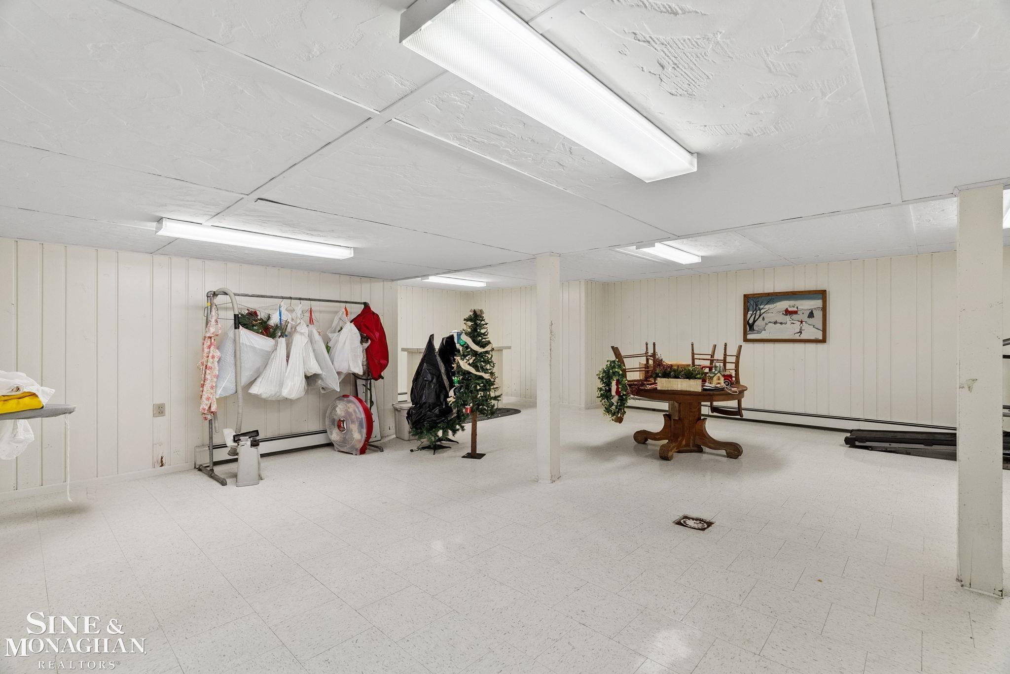 5175 Sandusky Road Peck, MI 48466 - Photo 37 of 58 Gallery Image 37