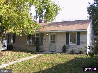 42 Iris Road Levittown, PA 19057 - Photo 1 of 1 Gallery Image 1
