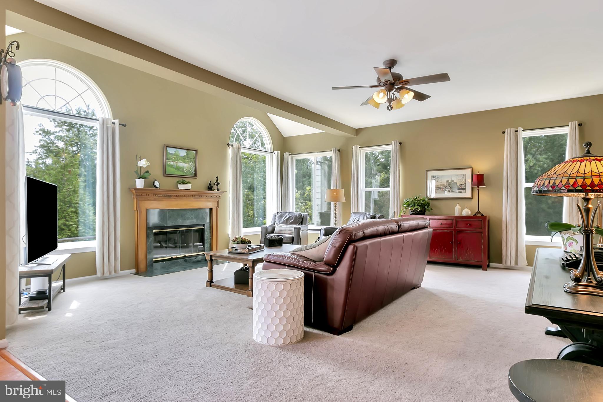 6 Rita Court Newark, DE 19702 - Photo 9 of 29 An abundance of natural light streaming in!