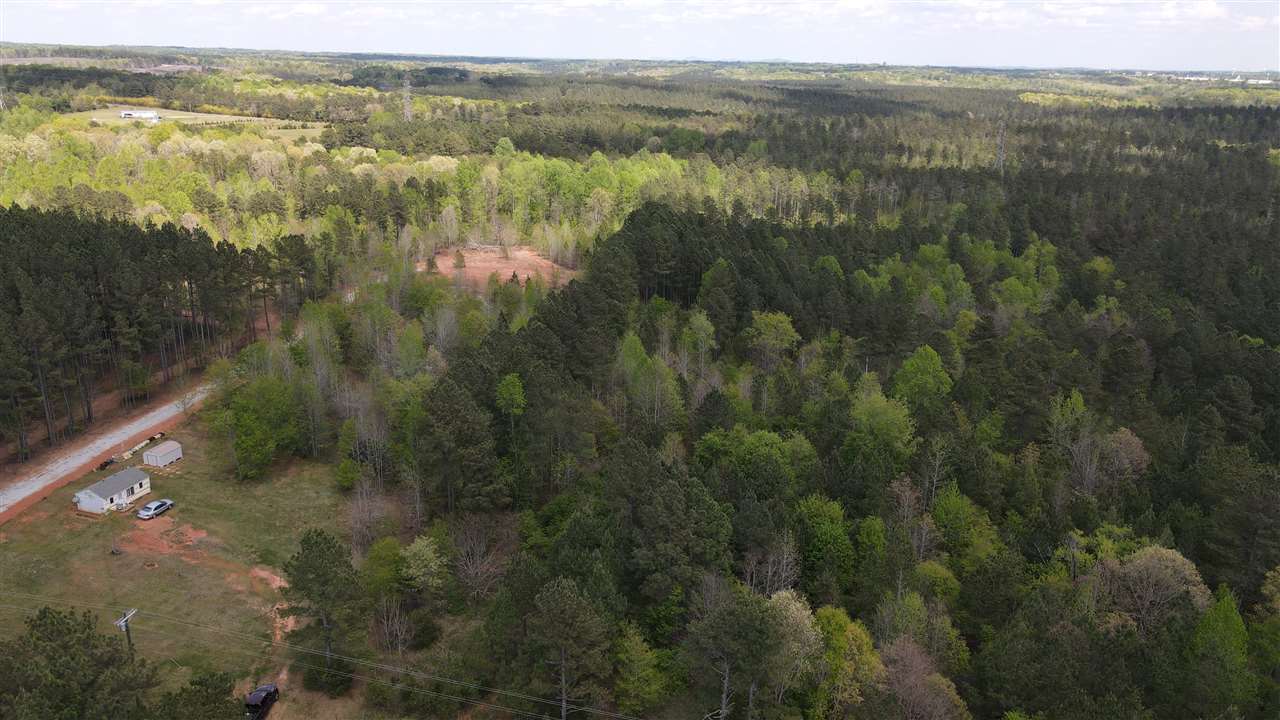 418 Green River Road Gaffney, SC 29341 - Photo 2 of 9