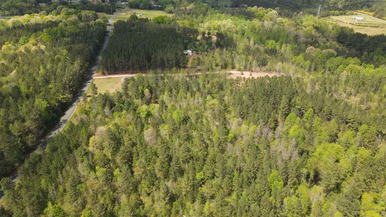 418 Green River Road Gaffney, SC 29341 - Photo 3 of 9